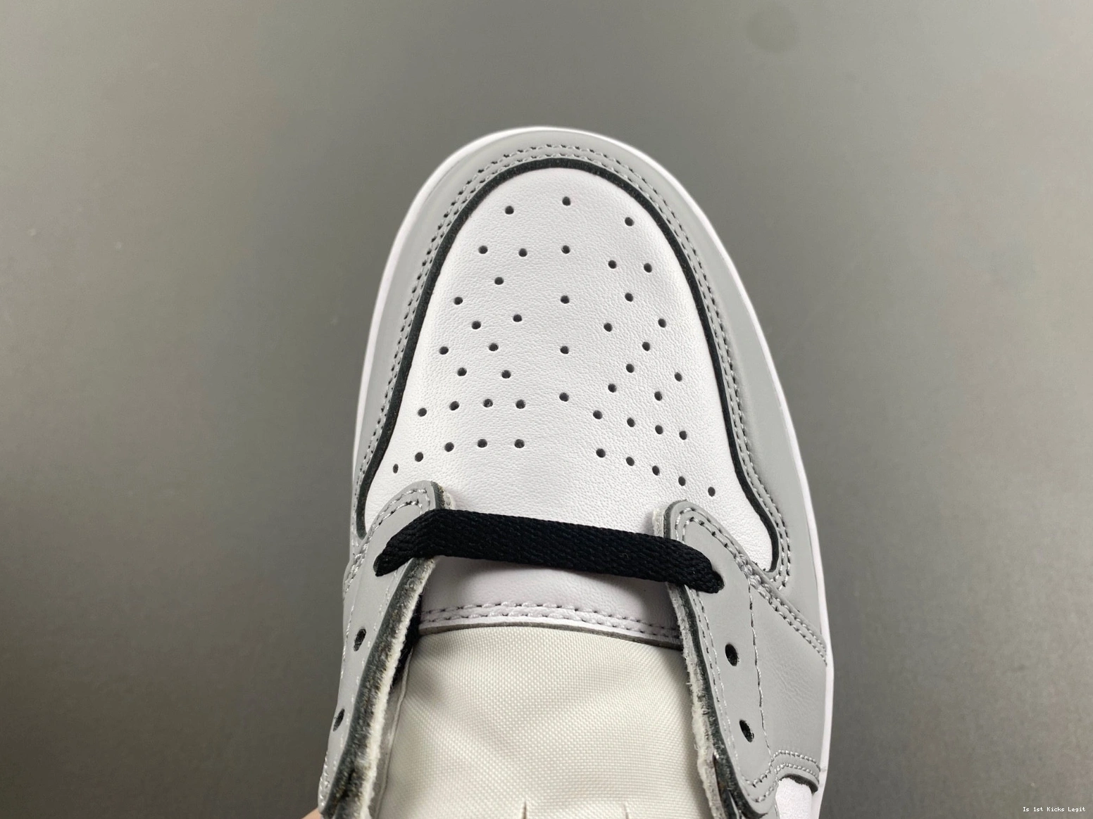 Low Air CZ0790-110 Barons Jordan 1  OG 0503